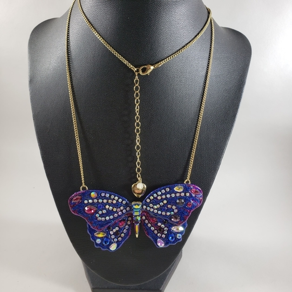 Betsey johnson purple butterfly statement necklace